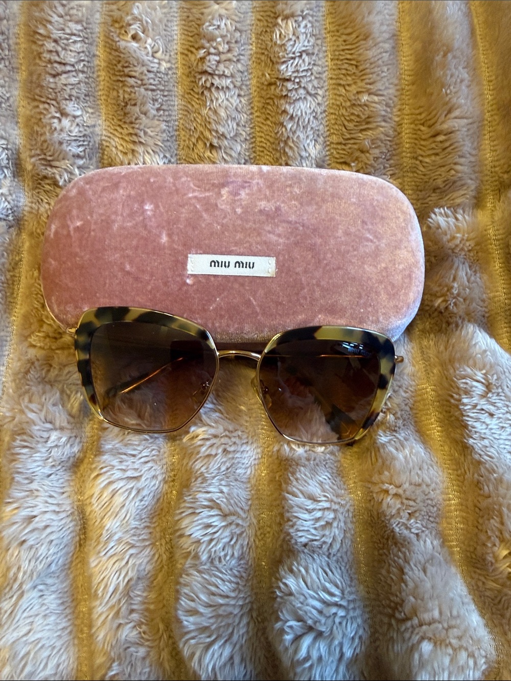 Miu Miu Tortoiseshell Cat-Eye Sunglasses with Brown Gradient Lenses